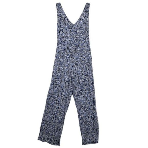 Francesca's Mi Ami Cameron Floral Romper Blue Sleeveless Back Zip Size XS - Picture 2 of 11